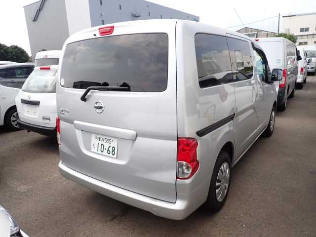NISSAN NV200 2017