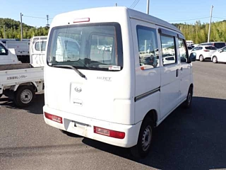 DAIHATSU HIJET VAN 2013