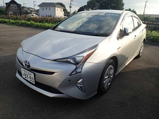 TOYOTA PRIUS 2017