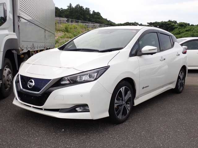 NISSAN LEAF 2020