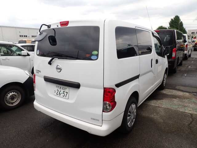 NISSAN NV200 2020