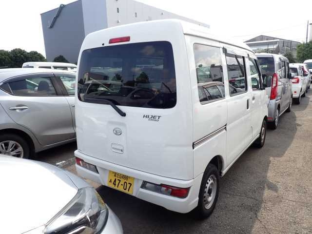 DAIHATSU HIJET VAN 2019