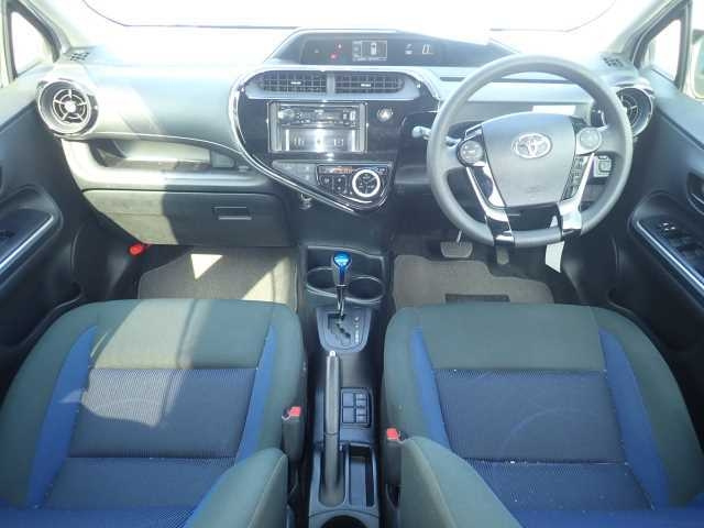 TOYOTA AQUA 2017