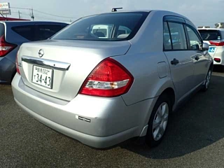 NISSAN TIIDA LATIO 2009