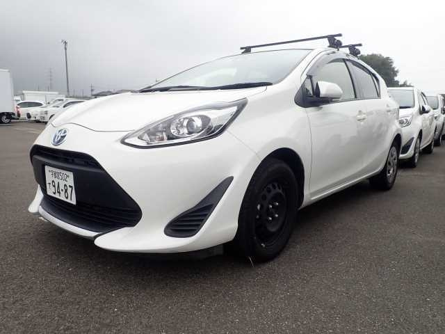 TOYOTA AQUA 2020