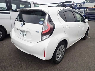TOYOTA AQUA 2020