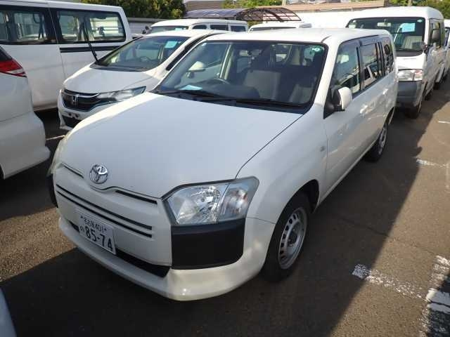 TOYOTA PROBOX 2018