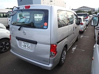 NISSAN NV200 2019