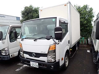 NISSAN ATLAS 2014