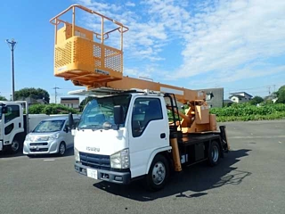 ISUZU ELF 2008