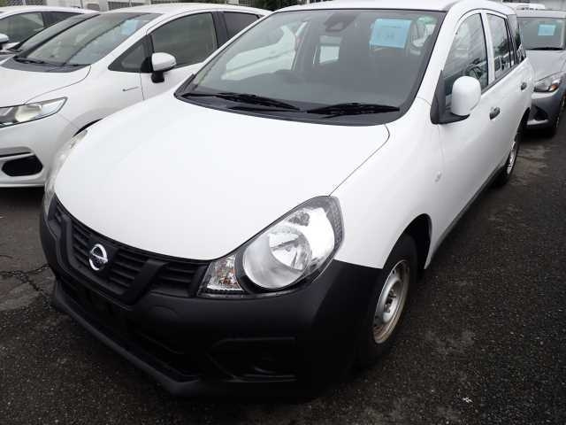 NISSAN AD 2020
