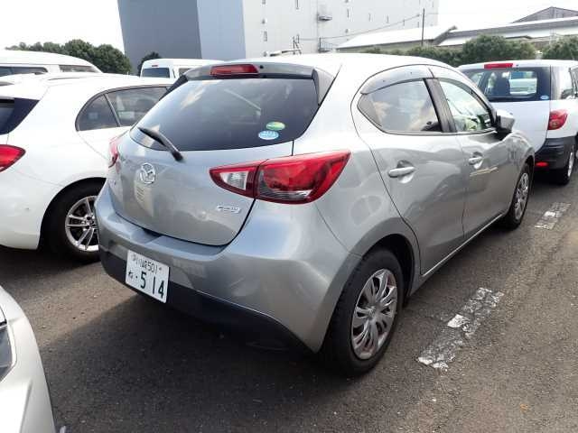 MAZDA DEMIO 2016