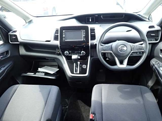 NISSAN SERENA 2018