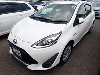 TOYOTA AQUA 2020