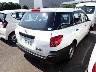 NISSAN AD 2021