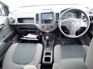 NISSAN AD 2020
