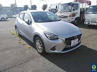 MAZDA DEMIO 2016