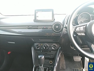 MAZDA DEMIO 2016