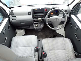 DAIHATSU HIJET VAN 2017
