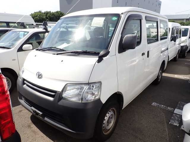 TOYOTA TOWN ACE VAN 2015
