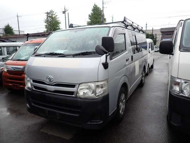TOYOTA REGIUS ACE VAN 2011