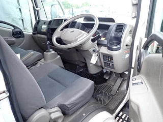 NISSAN ATLAS 2014