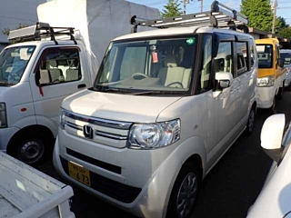 HONDA N BOX 2017
