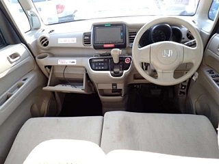 HONDA N BOX 2017