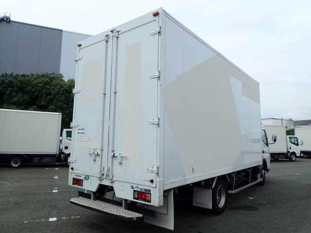 MITSUBISHI CANTER 2013