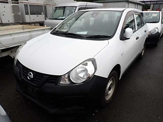 NISSAN AD 2018