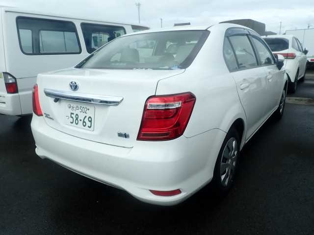 TOYOTA COROLLA AXIO 2016