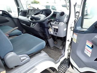 NISSAN ATLAS 2015