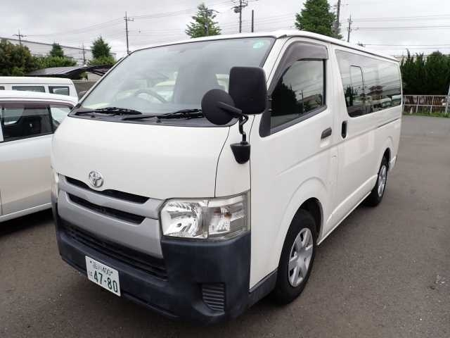 TOYOTA HIACE VAN 2014