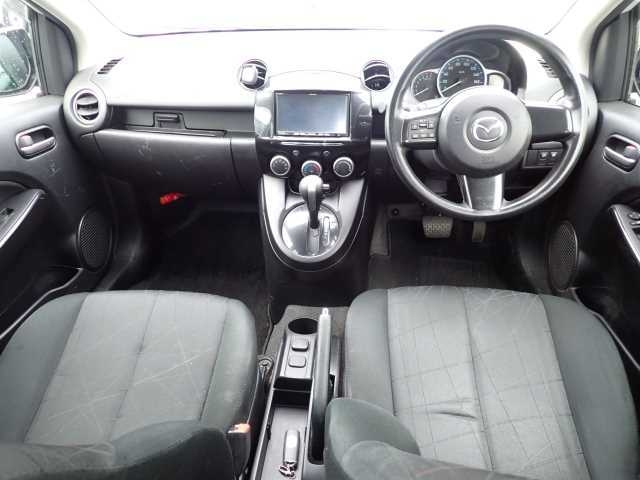 MAZDA DEMIO 2013