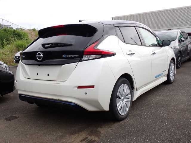 NISSAN LEAF 2018