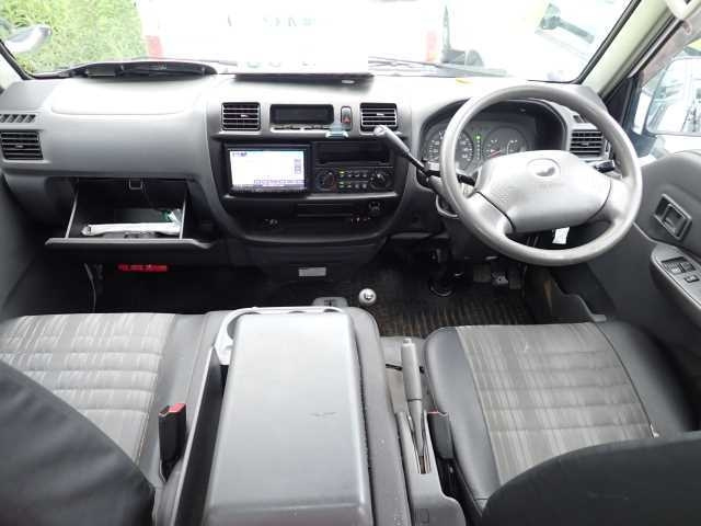 MAZDA BONGO VAN 2017