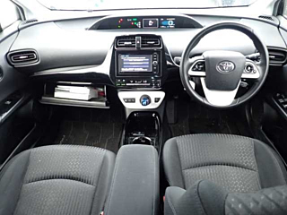 TOYOTA PRIUS 2018