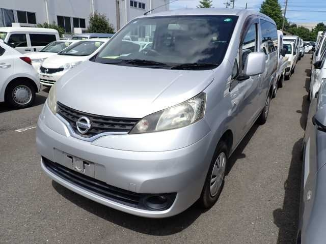 NISSAN NV200 2015