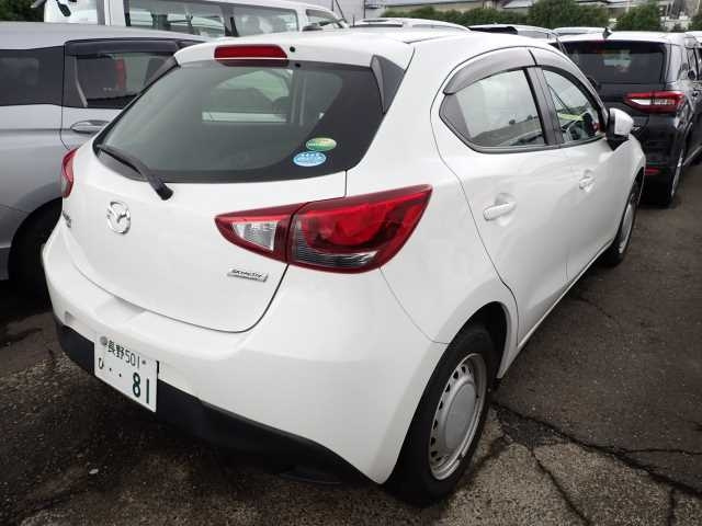 MAZDA DEMIO 2016