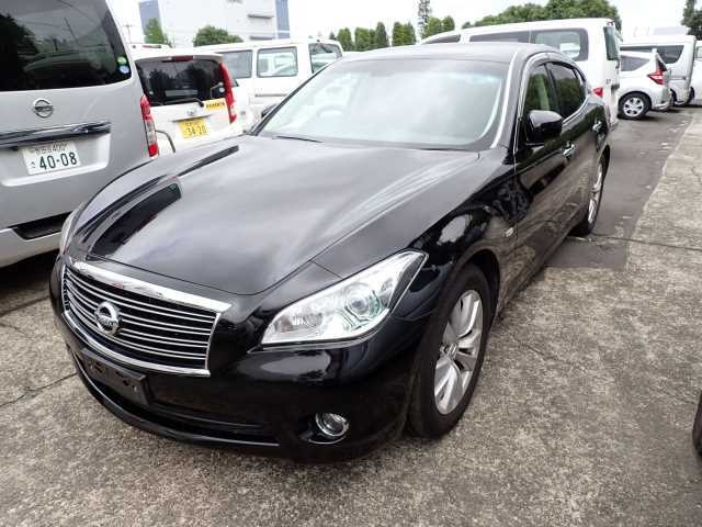 NISSAN FUGA 2011