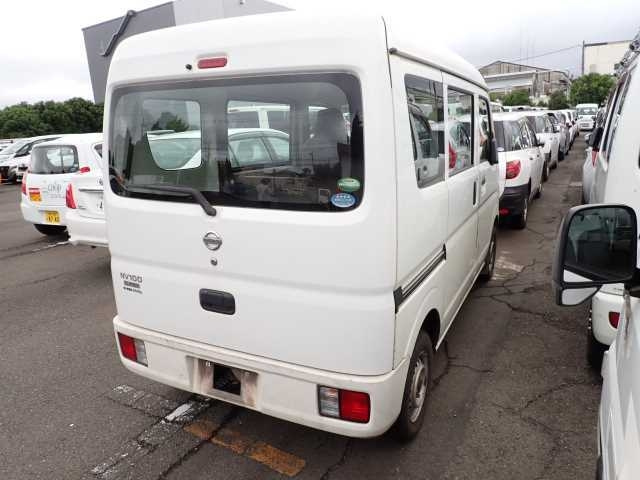 NISSAN CLIPPER VAN 2017