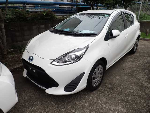 TOYOTA AQUA 2020