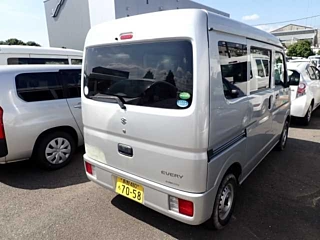 SUZUKI EVERY 2018