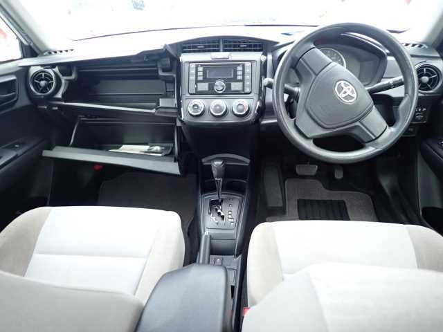 TOYOTA COROLLA AXIO 2016