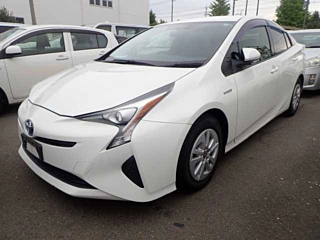 TOYOTA PRIUS 2018
