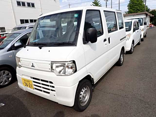 MITSUBISHI MINICAB VAN 2013