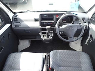 DAIHATSU HIJET VAN 2017