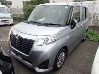 TOYOTA ROOMY 2019