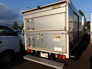 ISUZU ELF 2015