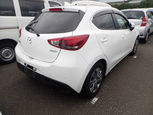 MAZDA DEMIO 2019